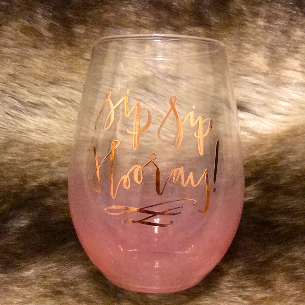 Sip sip hooray quote stemless wine glass